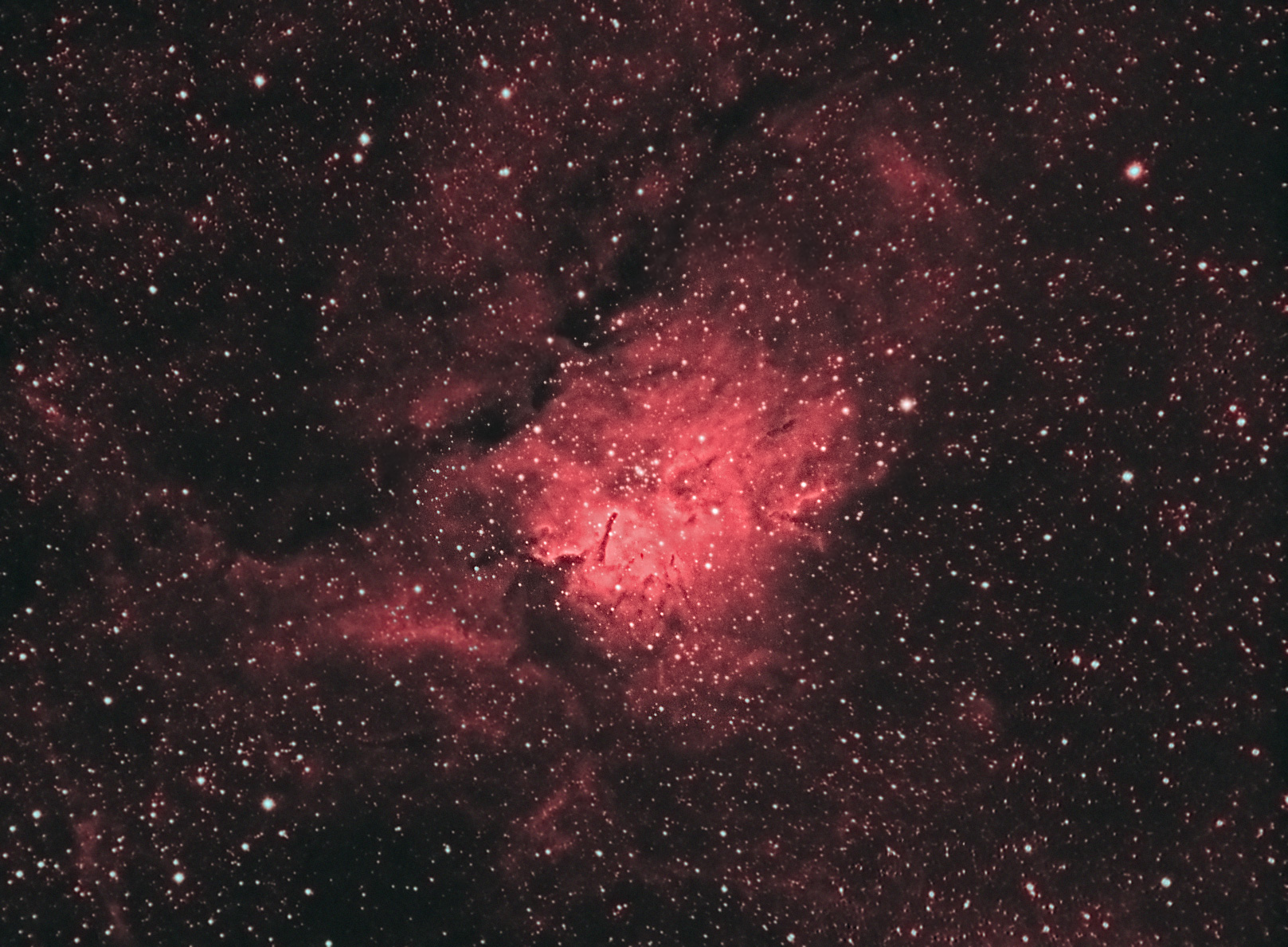The alt attribute of this image is empty, its file name is ngc6820_pol.jpg.